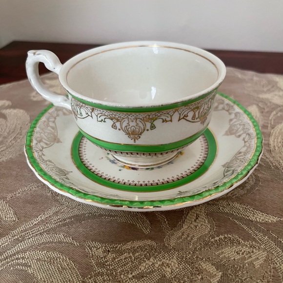 Creampedal Grindley England Teacup & Saucer - Picture 4 of 15